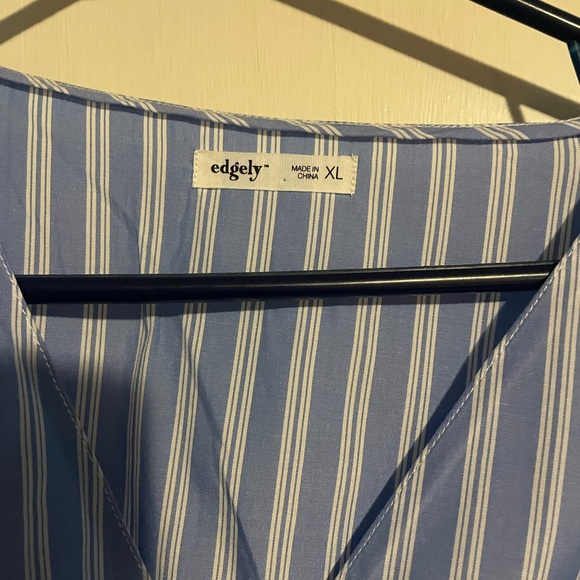 Striped peplum blouse with self tie belt. - Picture 2 of 3